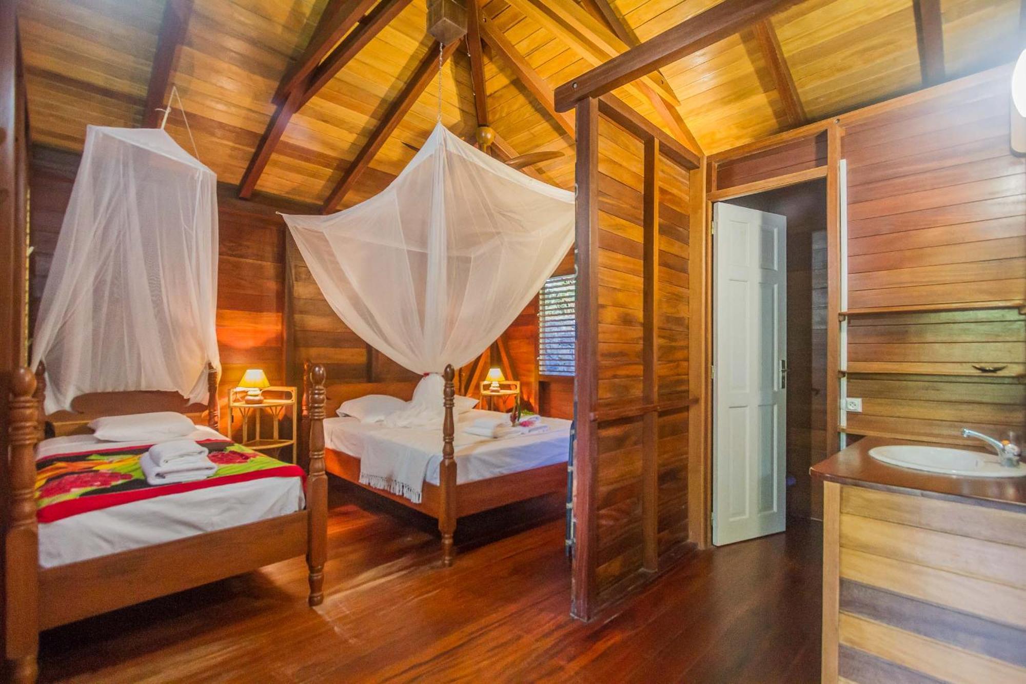 Ecolodges Karet Deshaies Exteriér fotografie